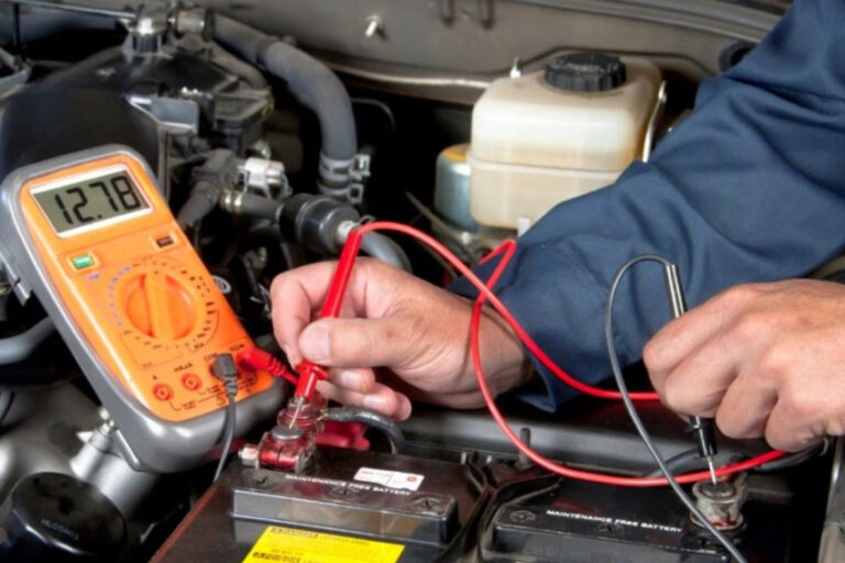 كهربائي سيارات