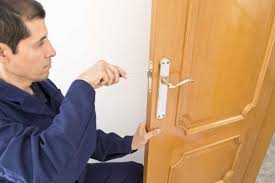 فني أبواب الفروانية