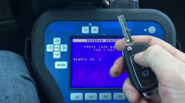 برمجه مفاتيح سيارات