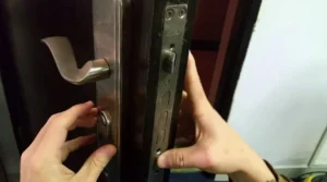 تبديل اقفال ابواب