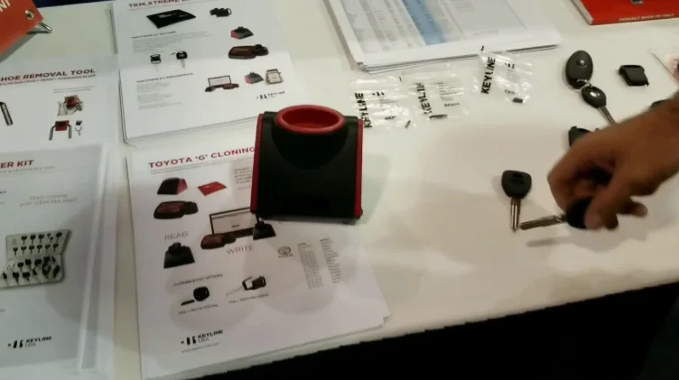 استنساخ مفاتيح سيارات